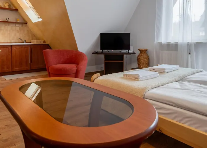 Rentplanet - Za Cieszynianka شقة *